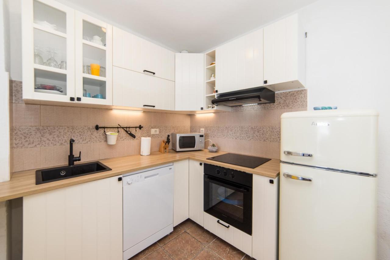 Apartmani Kala Подгора Стая снимка