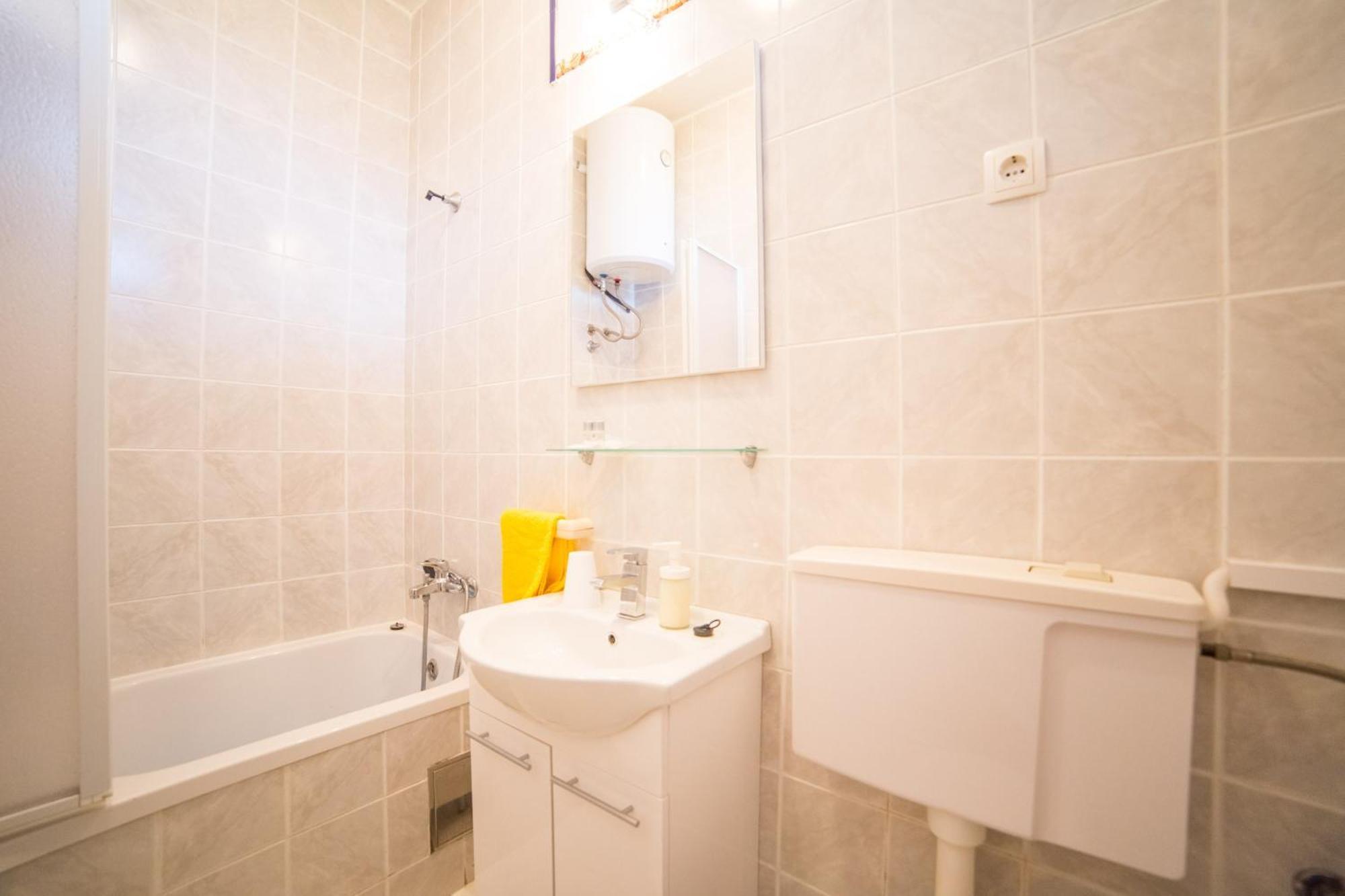 Apartmani Kala Подгора Стая снимка